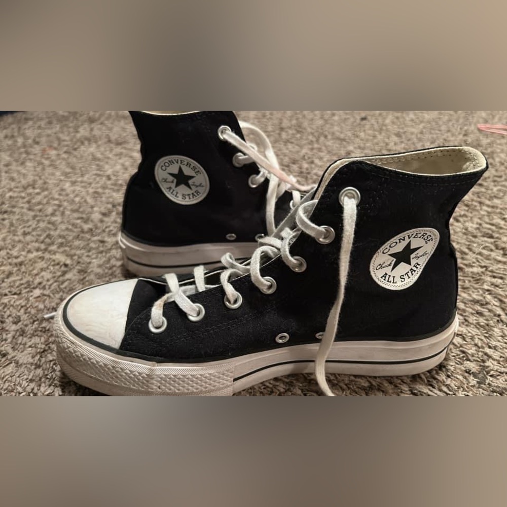 Converse Platform Chucks